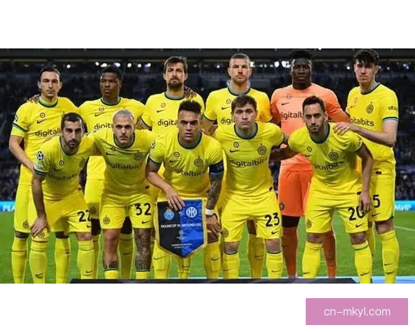 葡体不满夺冠海报波尔图早张贴