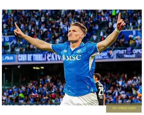 麦克托米奈祝卡里克顺利盼曼联